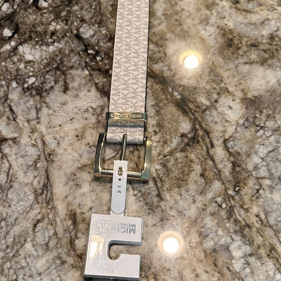 Michael Kors Cream Monogram Belt with Gold Buckle sz S. NWT - Picture 1 of 6